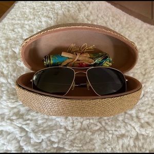 New Maui Jim Sunglasses with box  and cloth